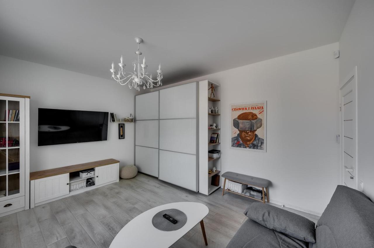 White Apartment Scandinavian Style Zaporizhia Exterior foto